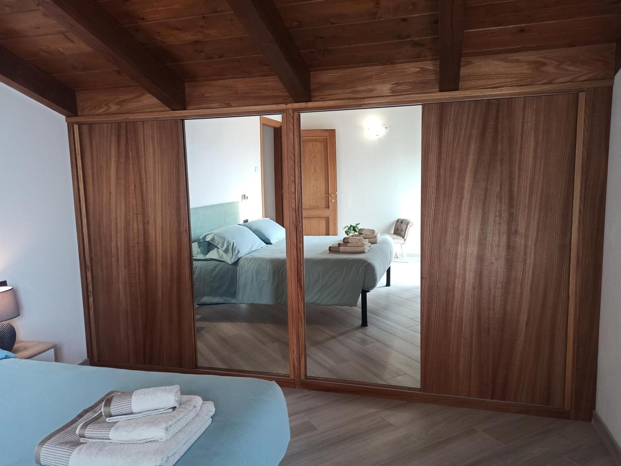 Larius Apartment - Como Lake View Mandello del Lario Exterior foto